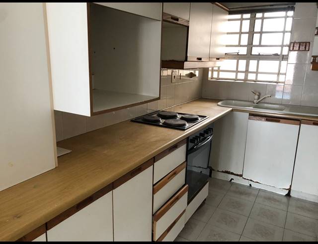 1.5 BEDROOM APARTMENT RENTED IN ESPLANADE